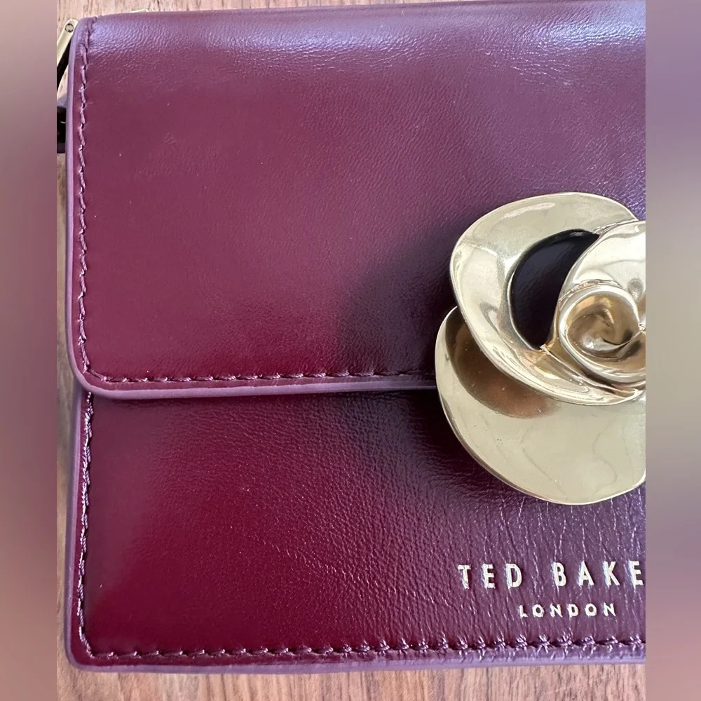 Ted Baker Rosalie Crossbody Bag – Burgundy with Gold Knot Hardware - Picture 8 of 16